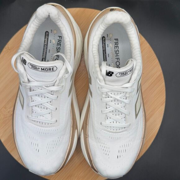 New Balance Fresh Foam X More v5 Sea Salt Light Gold Metallic Size 10 Women - Picture 9 of 10
